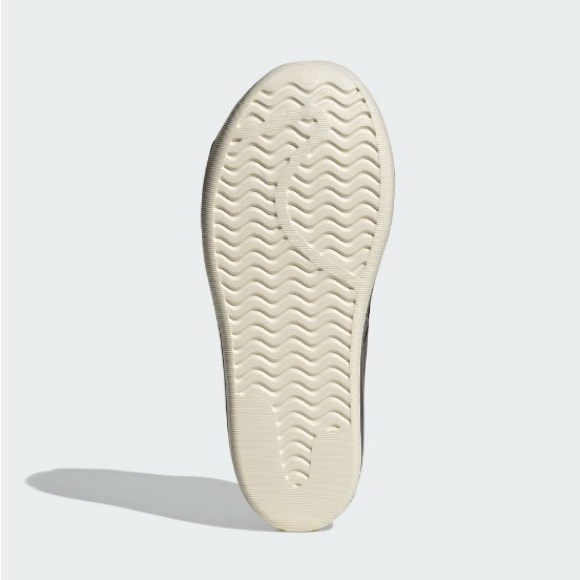 NWT Adifom Superstar classic FOAM sneaker - Picture 6 of 6